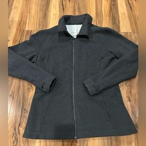 EUC Lululrmon fleece jacket Size 10